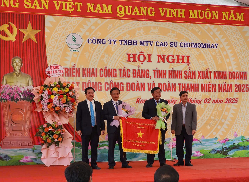 Cao su Chưmomray có tiền lương, thu nhập đạt top đầu tỉnh Kon Tum